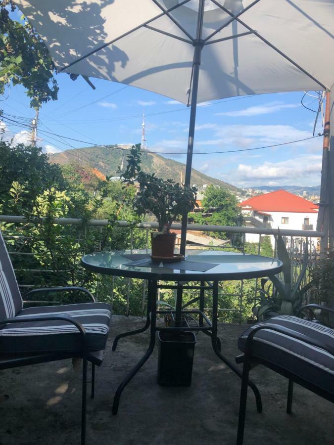 Apartment Lui Tbilisi Bagian luar foto